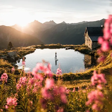 4 By Interhome דירה אישגל